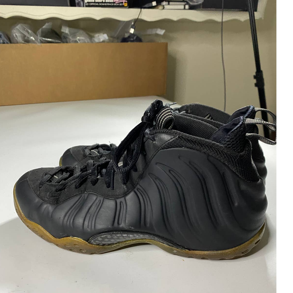 Nike Air Foamposite One Stealth Sneakers 2012 Black Men\'s 9.5 Nike Air Foamposite One Stealth Sneakers 2012 Black Men main image 3