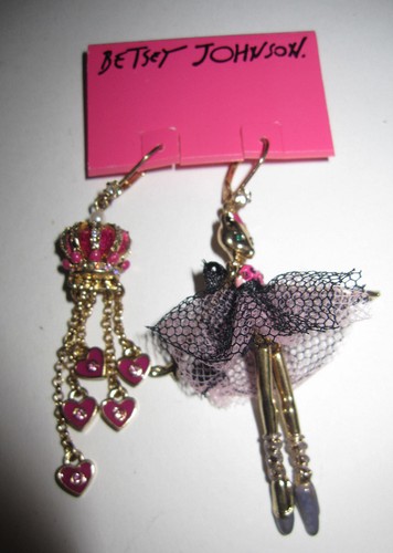 BETSEY JOHNSON Betsey Johnson \