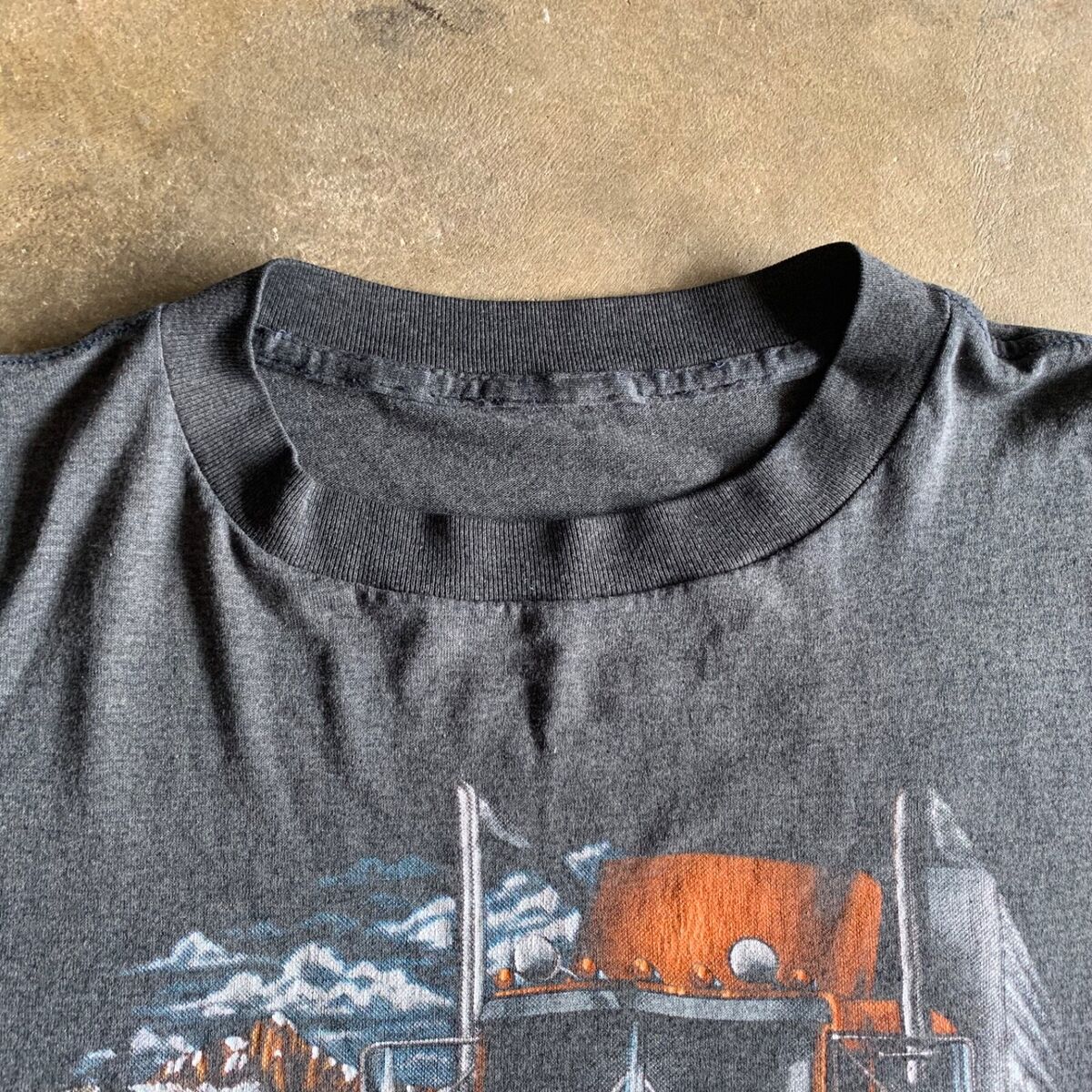 1987 VINTAGE 80s TRUCKERS ONLY 3D EMBLEM T-SHIRT MEN SZ XL 1987 VINTAGE 80s TRUCKERS ONLY 3D EMBLEM T-SHIRT MEN SZ XL