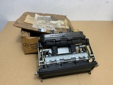 W140 S-Class Mercedes 1408002675 Vacuum Controlled Boot Trunk Lid Handle NOS