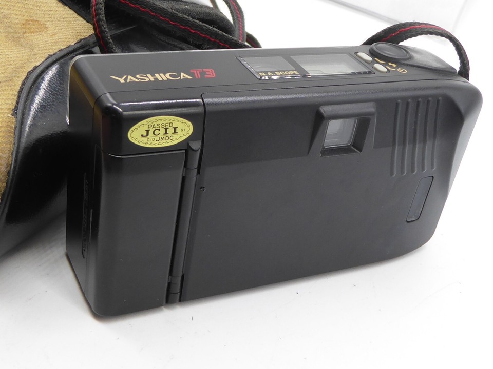 YASHICA T3 SUPER D film camera - SHARP CARL ZEISS TESSAR PRIME LENS EUR 166,33 - FR