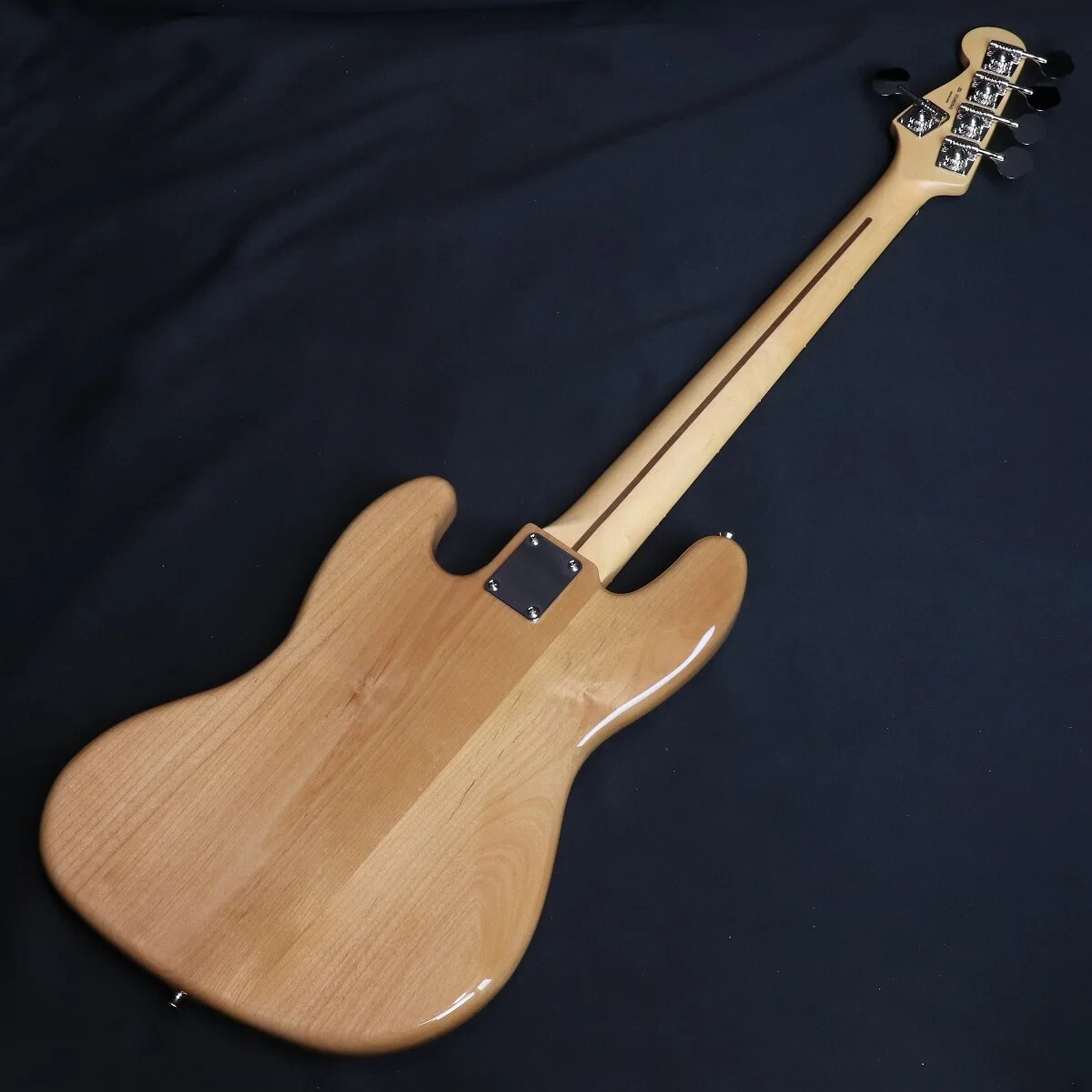 ベース Fender FSR MIJ Jazz Bass V Myrtle Top Fender / FSR MIJ Hybrid II Jazz Bass V Koa Top Natural