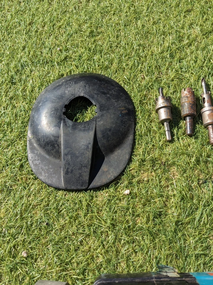 Taladro de percusión y núcleo de diamante Makita 8406C 100V - Hecho en Japón Acero: 13 mm Foto 3 de 4