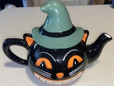 Potter's Studio Black Cat Teapot DAMAGED