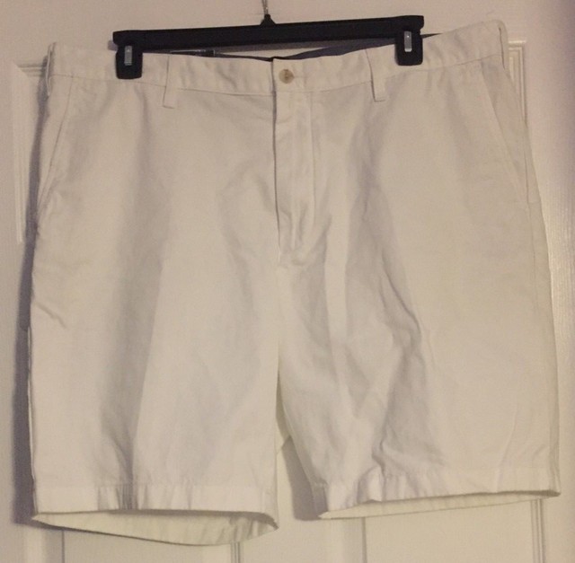 white nautica shorts