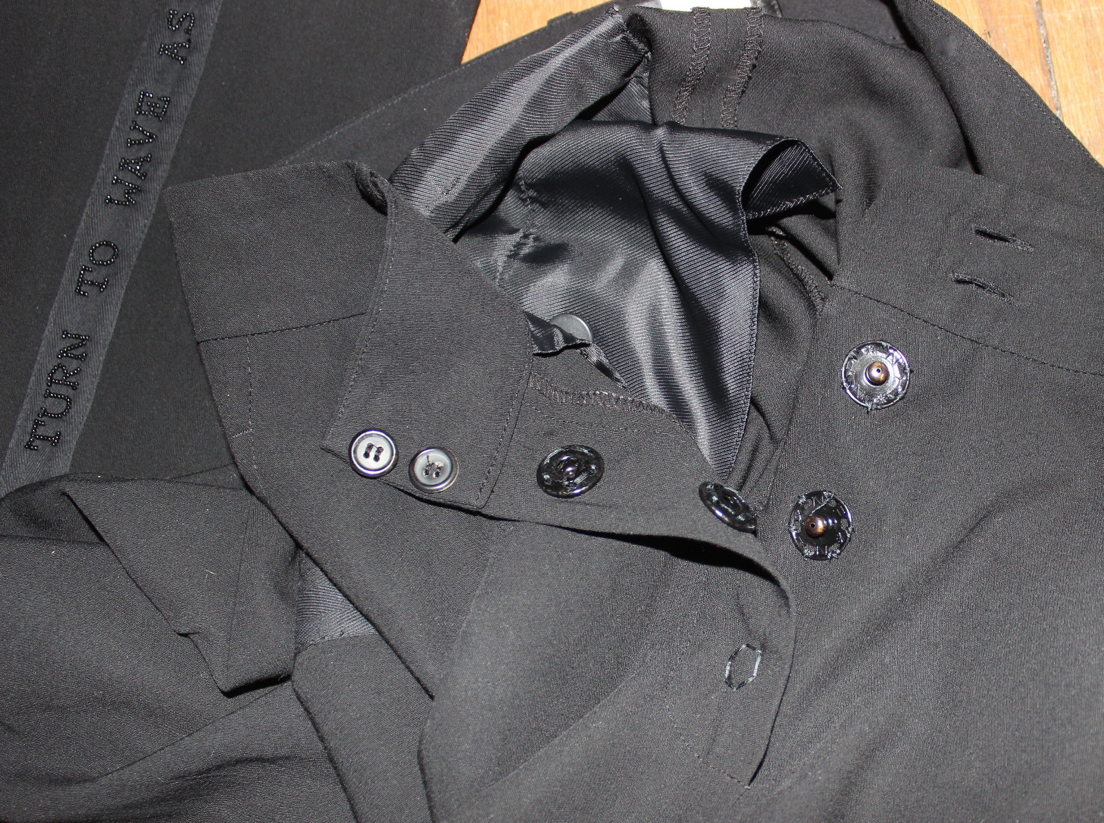 Ann Demeulemeester Spring 2000 WOOLGATHERING Patt… - image 9