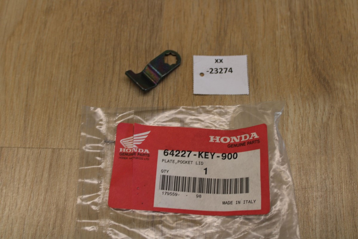 Ｚ． Honda 64227-KEY-900 Plate, Pocket Lid NOS NEU genuine xx23274 | eBay
