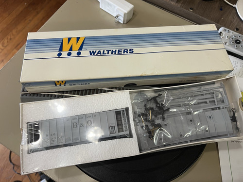 Deslizamiento aéreo de una sola bahía Walthers #932-4604 escala HO Baltimore y Ohio B&O 830000 | Zustand: New