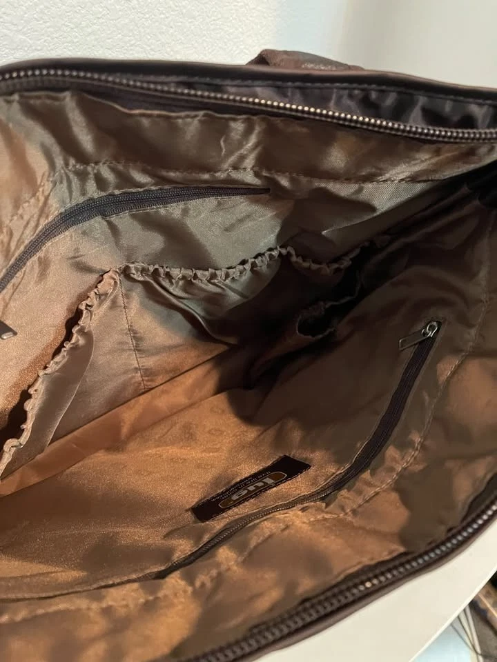 Bolso de Hombro LUG Marrón Castaño Acolchado Acolchado Viaje Almacenamiento Bolsillos Correa Foto 4 de 4