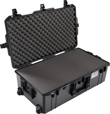 Pelican Air 1615 Case With Foam  wheels - Black