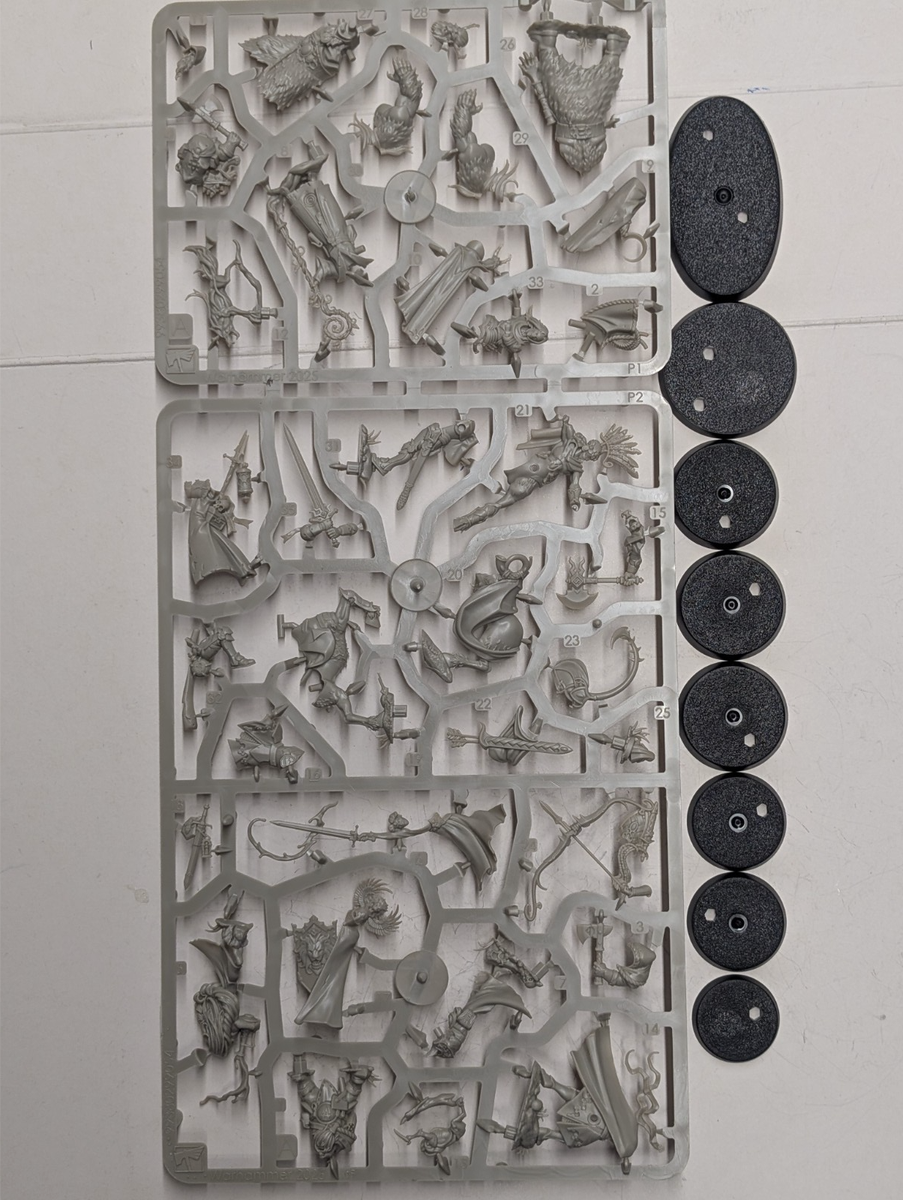 Set of 8 Hero models from Warhammer Quest Darkwater Old World AOS