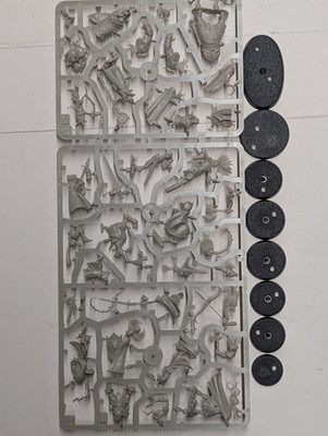 Set of 8 Hero models from Warhammer Quest Darkwater Old World AOS GW