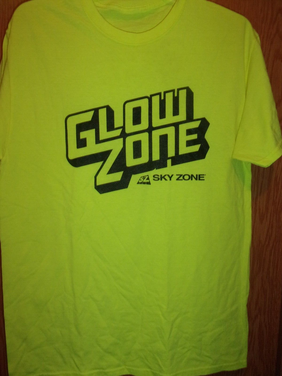 SKY ZONE GLOW ZONE yellow L t shirt