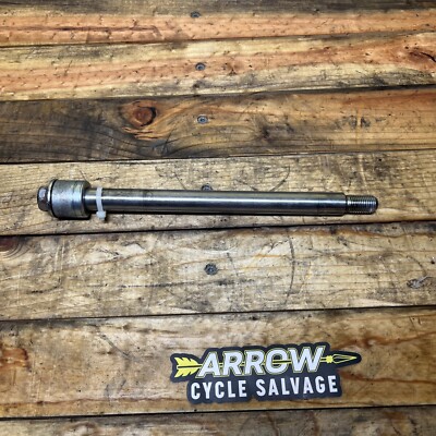 Yamaha V-Max V Max VMax VMX 1200 Front Wheel Axle 1985-2007