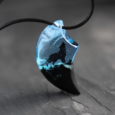 Wolf Howling Pendant Wood Resin Necklace Men s Claw Jewelry Gift for Him & Her