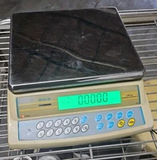 CBK 8a Adam Equipment 8 lb/4kg Cap x 0.0002 lb/0.1g Bench Scale: Clean Accurate!