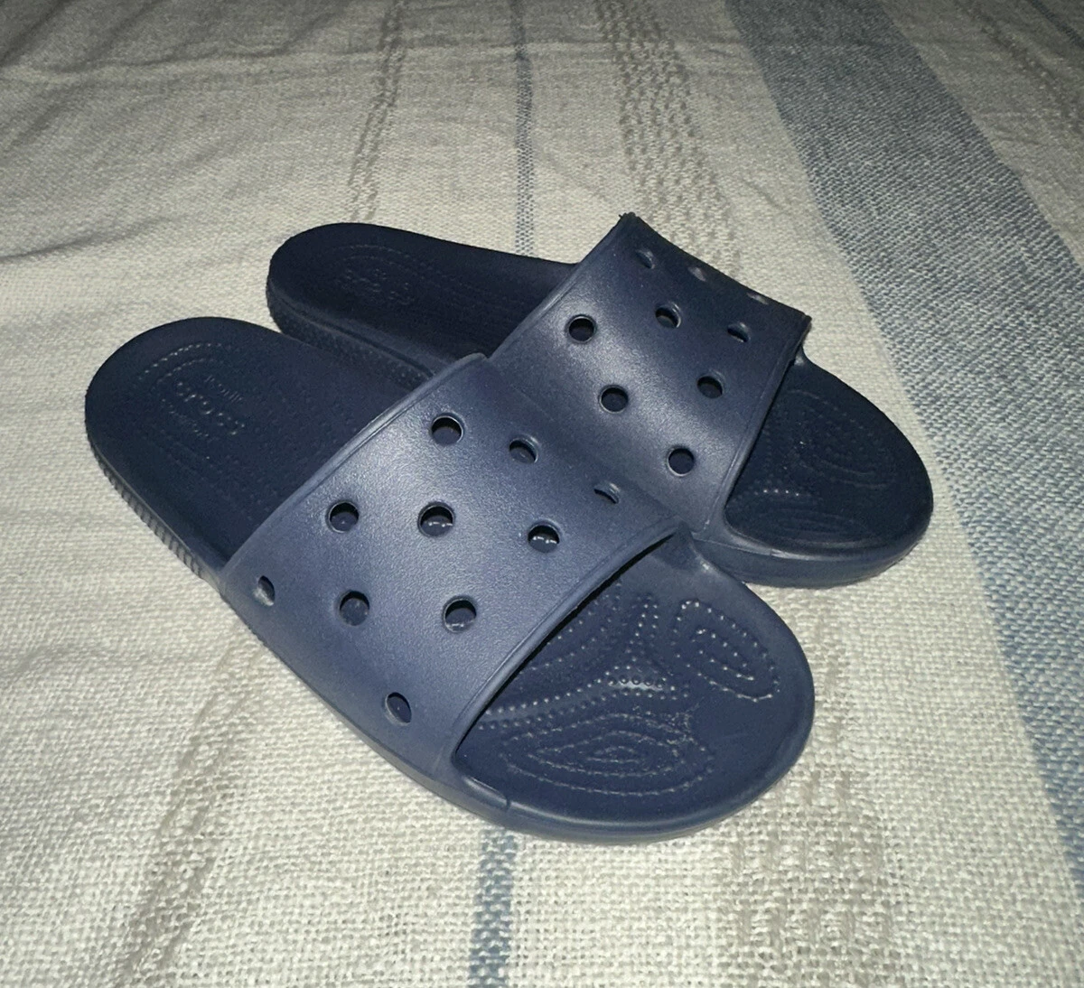 Crocs unisex deals sandals