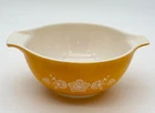 Vintage Pyrex 442 Butterfly Gold 1.5 Qt Cinderella Mixing Bowl USA