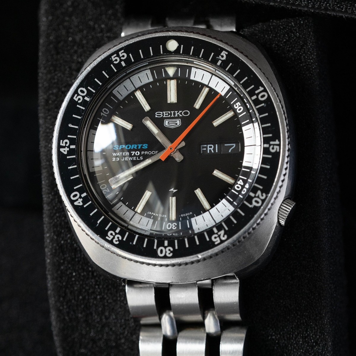 s-l1200.jpg s-l1200.jpg