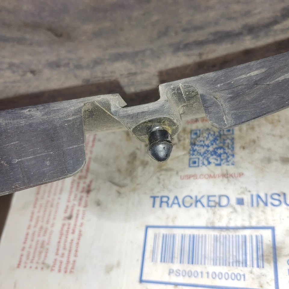 Guardabarros interior trasero Suzuki GS550E 1980 Foto 4 de 4