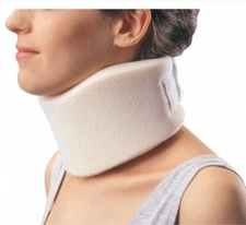 PROCARE Form Fit Cervical Collar Medium 79-83015