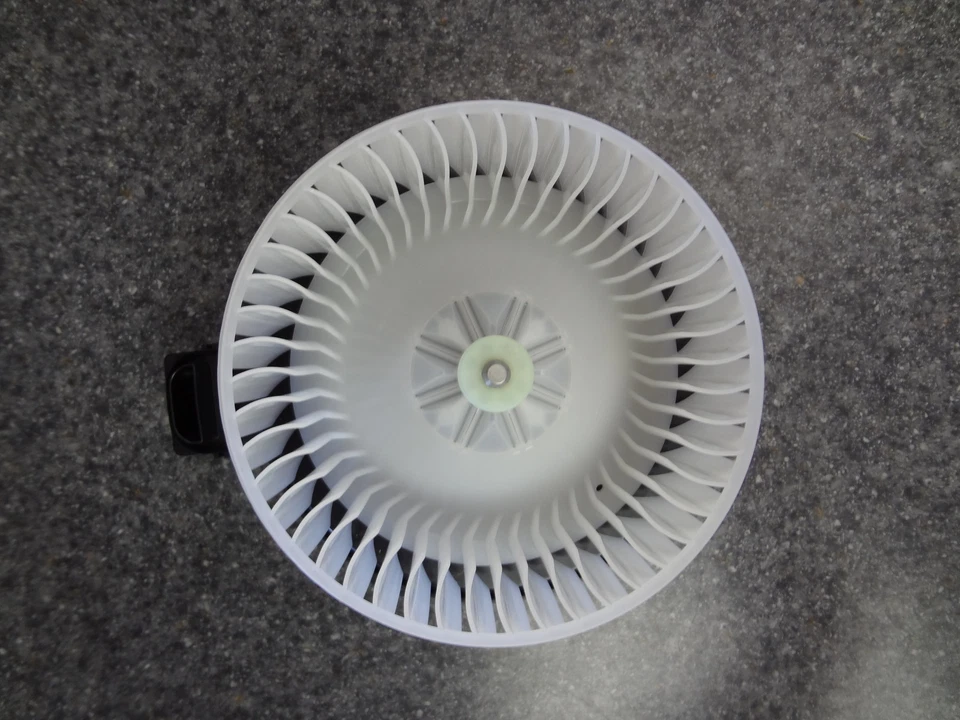 Chrysler Dodge Jeep Aire Acondicionado Calentador Soplador Motor y Rueda Mopar Fabricante de Equipo Original Foto 2 de 4