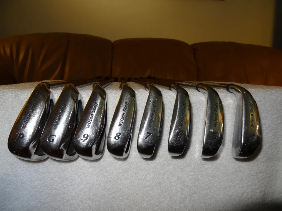Wilson Staff Di7 #4 + 5 + 6 + 7 + 8 + 9 + G +P Iron Set Right Hand Steel Shafts - Image 3 of 4