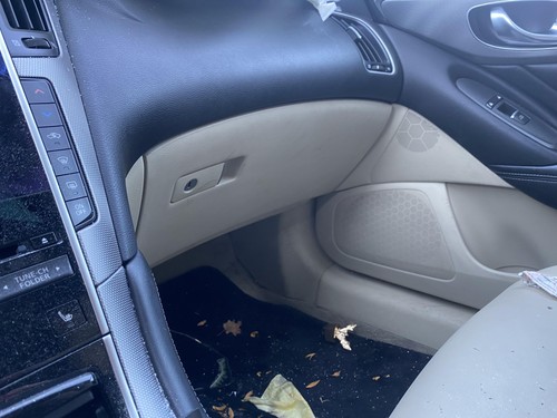 Used Front Right Door Assembly Front fits: 2015 Infiniti Q50 electric Front Righ - Picture 18 of 24
