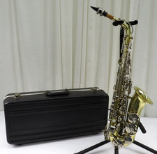 OLDS Alto Sax Lacquered Brass NA62MN W/Mouthpiece, Ligature Case