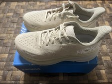 HOKA Clifton 9 Men s Oat Milk/Barley Low Top Lace-Up Running Knit Shoes Size 8