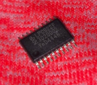 NEUE MCU VON NXP P89LPC922F / P89LPC922FDH IM TSSOP-20 GEHÄUSE
