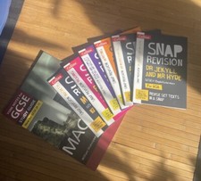 7 Mcbeth books snap revision and for GCSE exam