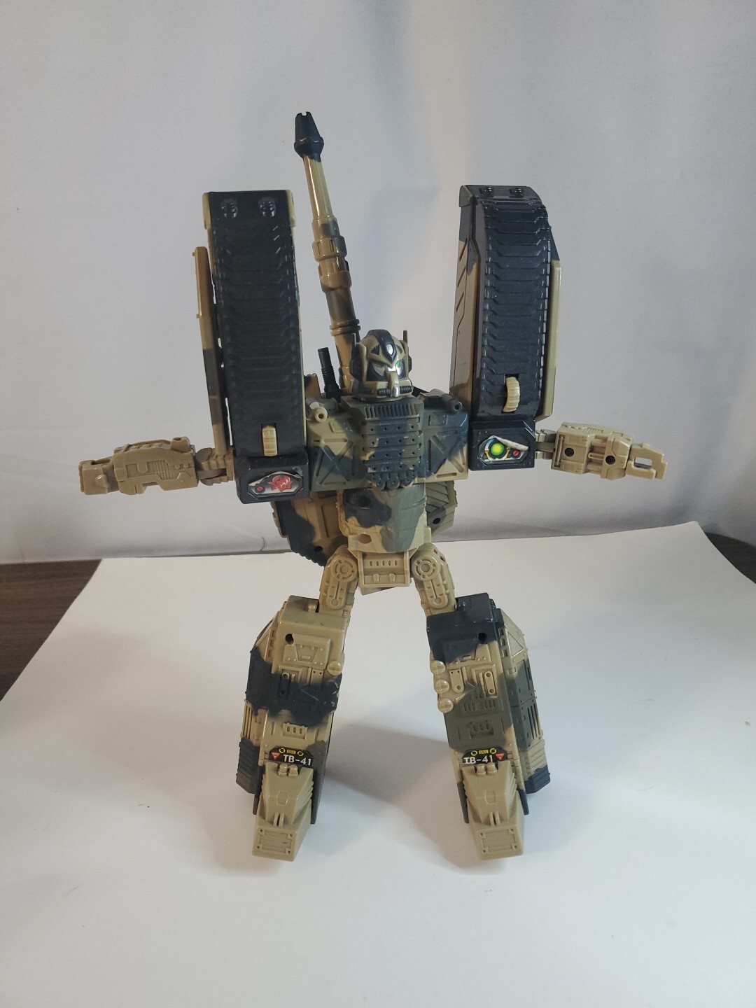 Vintage TRANSFORMERS Tank Robot Loose  Figure Original