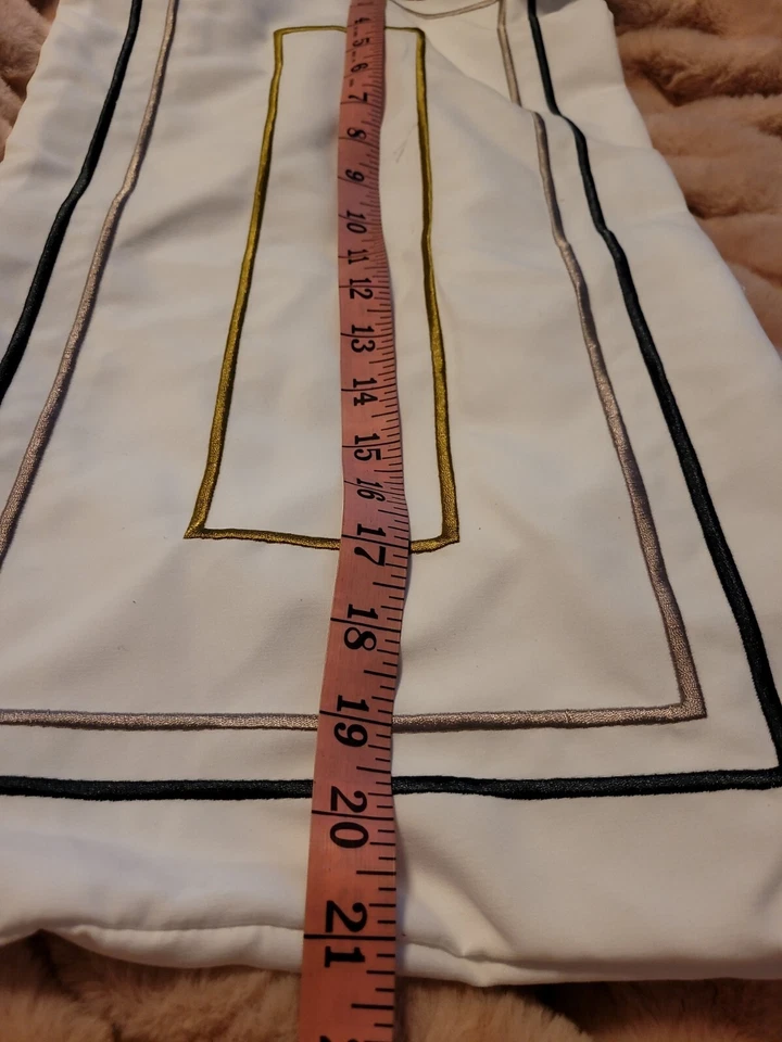 2 Embroidered Lumbar long Pillow Shams - Image 3 of 4