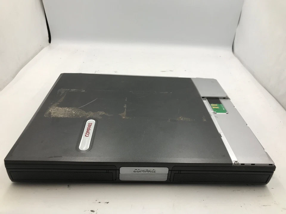 Compaq EVO N1020V 14" Laptop Intel Pentium 4 512 Mb RAM- DIM BACKLIGHT - MZ - Image 3 of 4