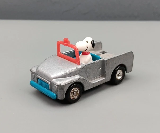 Peanuts Gang Vintage Manufacture Diecast Cars, Trucks & Vans for