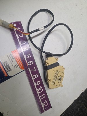 NOS OEM E7RY-5826594-A 1988-89 Merkur Scorpio Power Door Lock Actuator