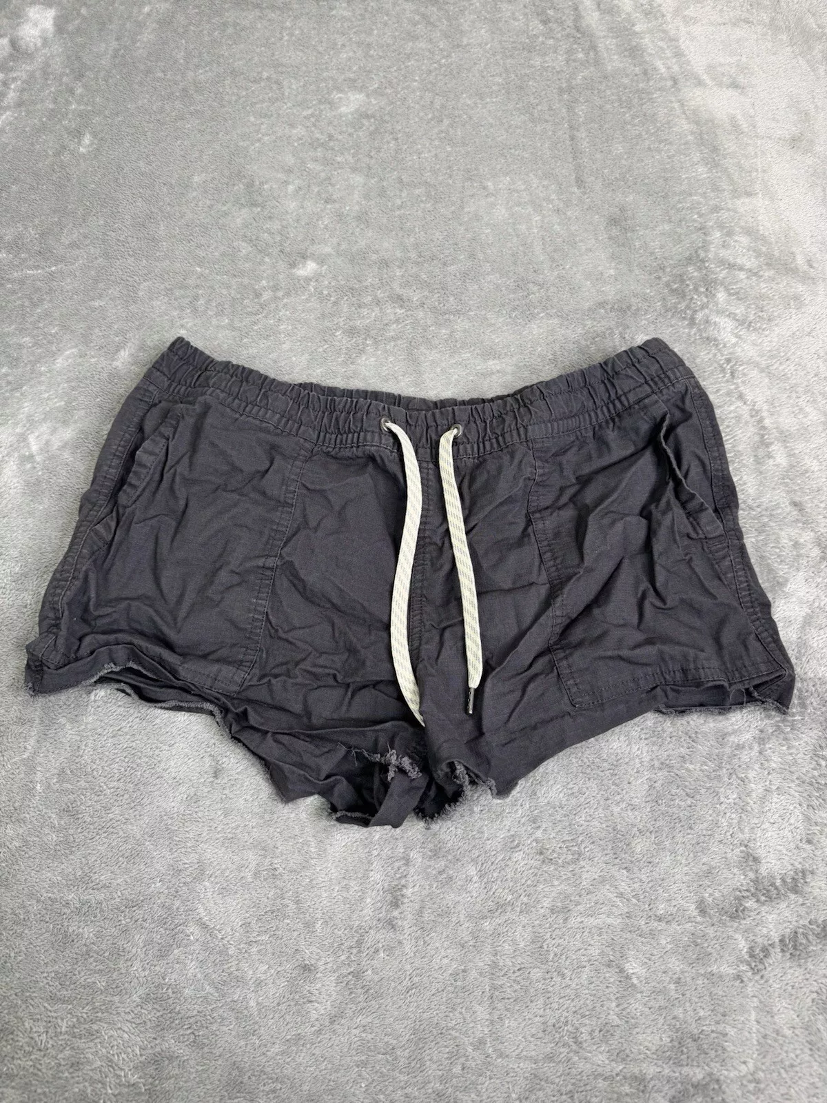 vuori vintage ripstop shorts