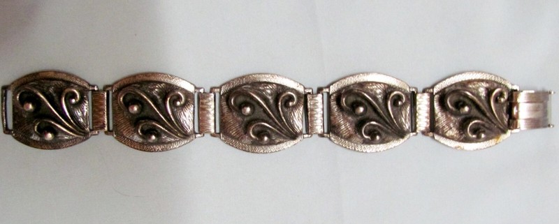 Vintage 1960s Mid Century Pewter Bracelet 7” Classic Design Scrolls Timeless