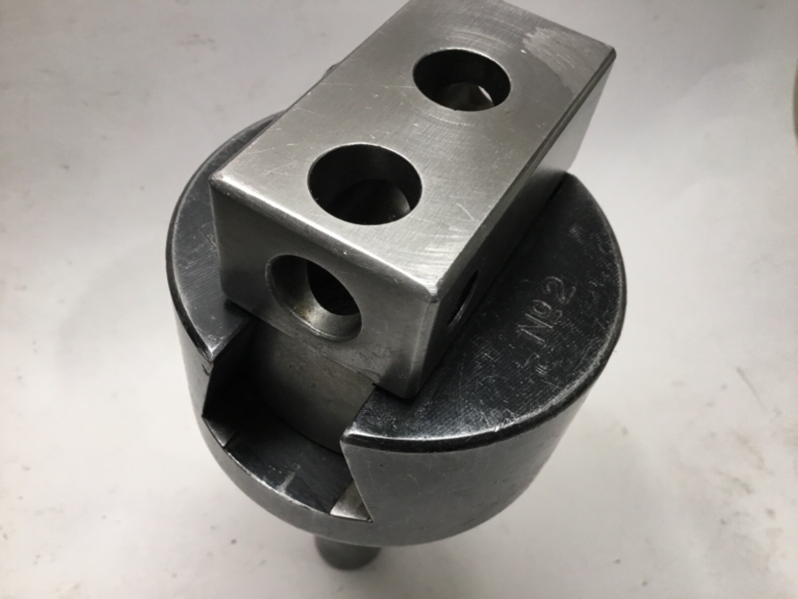 Bridgeport Number 2 Boring Head with R8 Holder Multiple Boring Bars Metal Box eBay