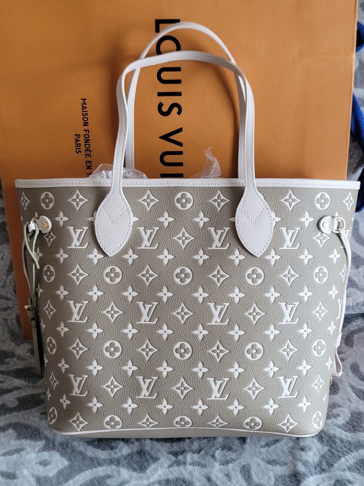 Louis Vuitton Neverfull MM Giant Monogram Flower Empreinte Bag No