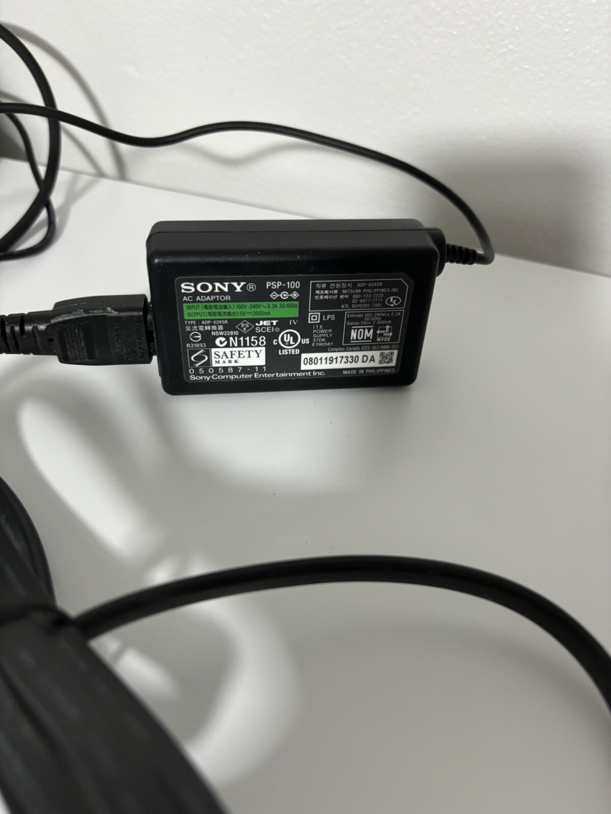 Sony PlayStation Portable PSP Go Cradle + Official Component Cables M2