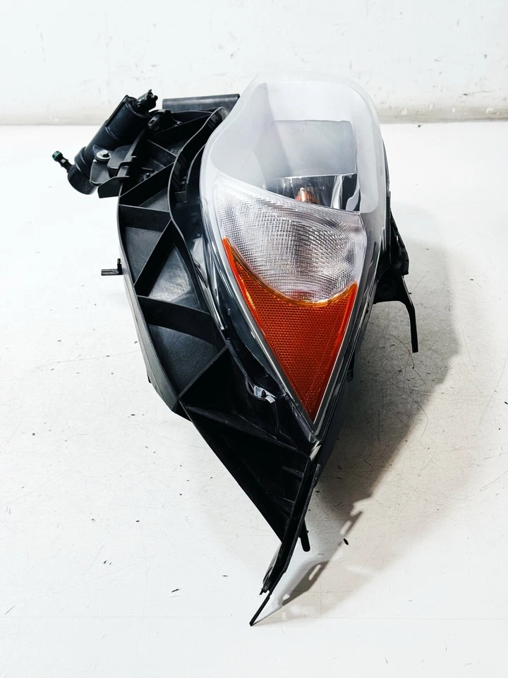 CAPA 适用于 08-11 1 系列前灯头灯卤素灯驱动器侧 Q — 第 3/4 张图片