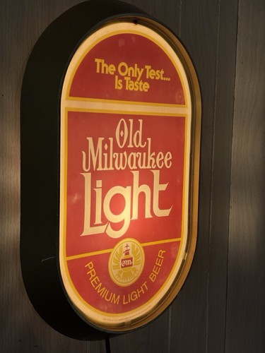 Vintage 1980 altes Milwaukee beleuchtetes Bar Bier Schild Licht *FUNKTIONIERT* - Bild 3 von 18