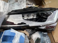 Feu avant (phare) Skoda SUPERB