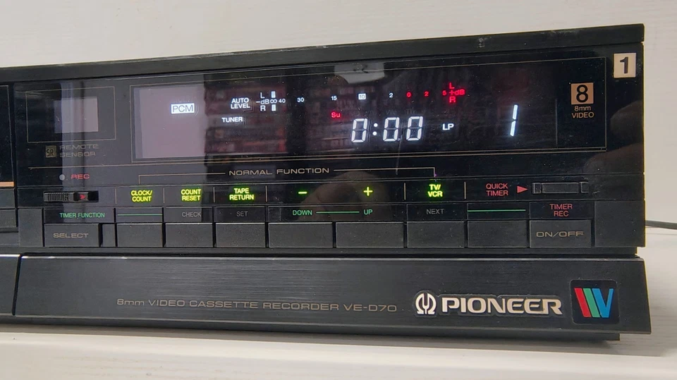 LETTORE VIDEOREGISTRATORE VIDEO 8 PIONEER VE-D70 VIDEO8 GUASTO, NON FUNZIONANTE - Immagine 4 di 4