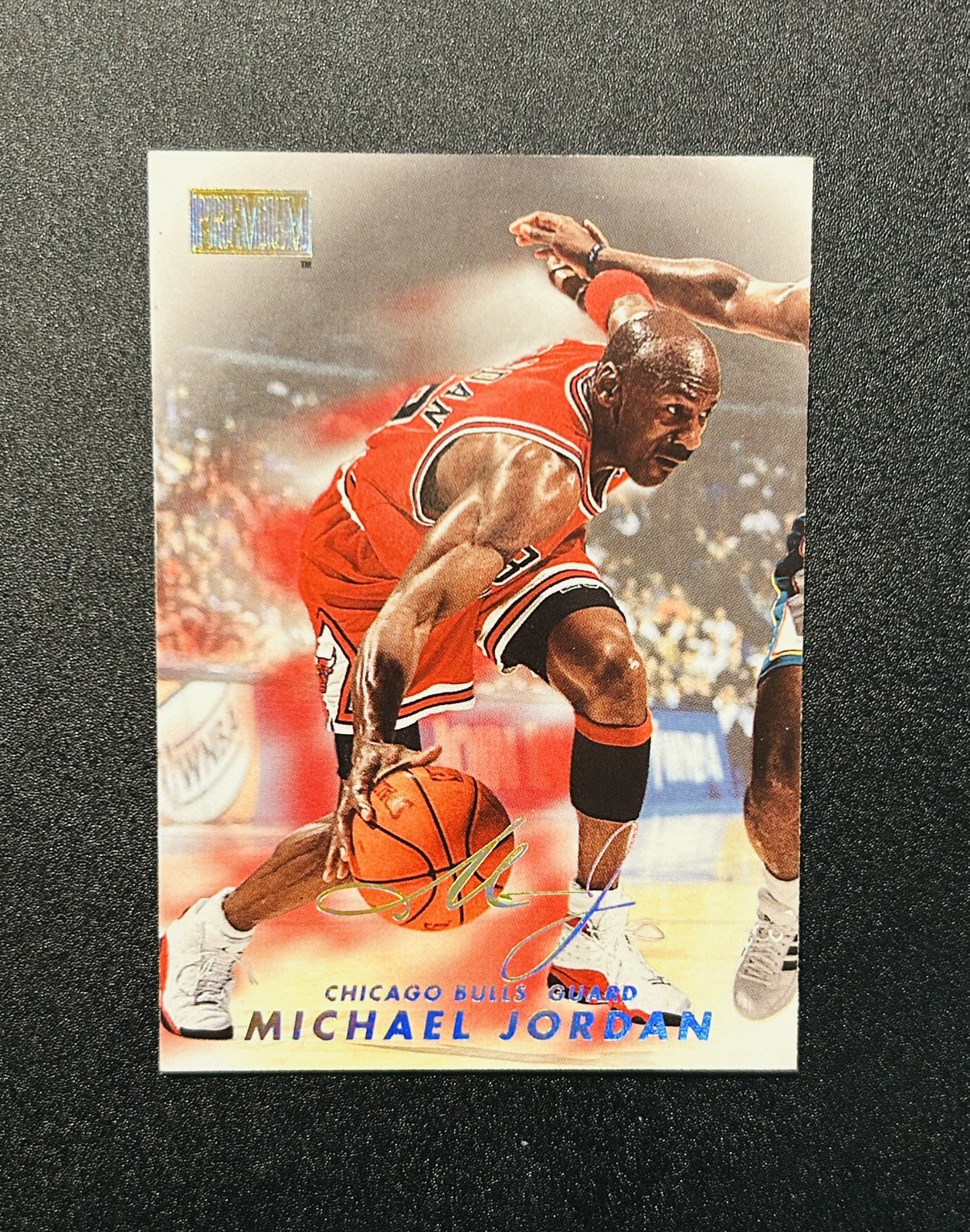 MICHAEL JORDAN 1998-99 SKYBOX PREMIUM #23