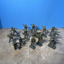 Vintage 14 pc Tim-Mee Plastic Army Men Werner Toy Solders