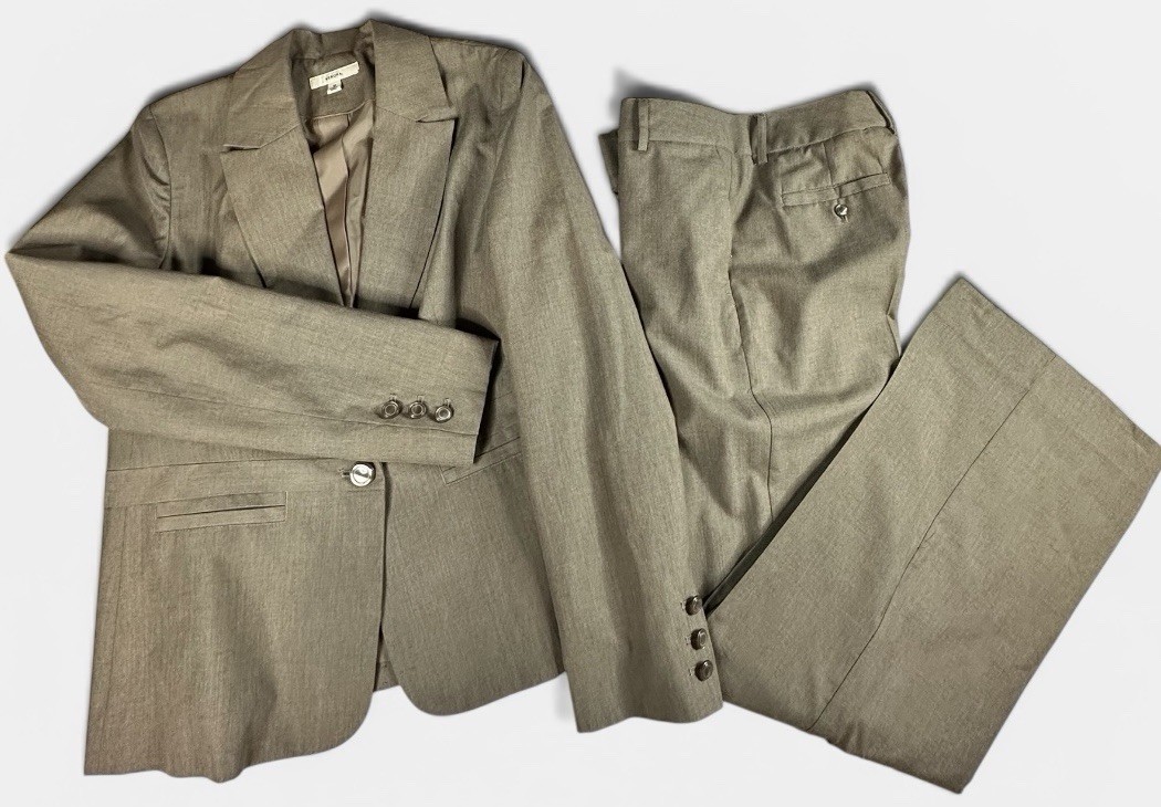 🤎✨ Merona Tan Pant Suit Set Blazer & Slacks Women’s Size 10 Workwear ✨🤎