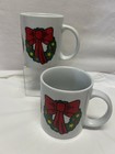 Houston Foods of Chicago 1992 Vintage Ceramic Christmas Multicolor Wreath 2 Mugs — photo 1